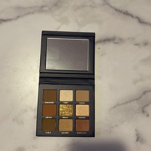 Beautycounter Velvet Eyeshadow Palette